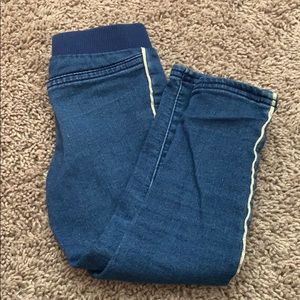 🔥FLASH SALE🔴 2t Carter’s Jeans